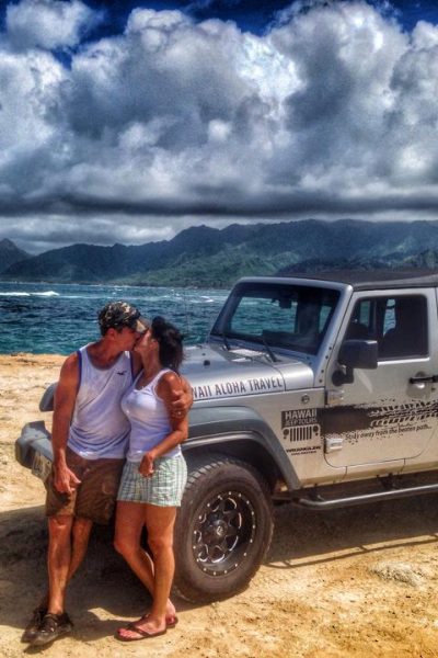 couple-jeep